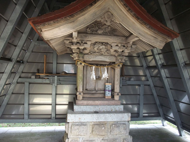 鉢伏山明神社